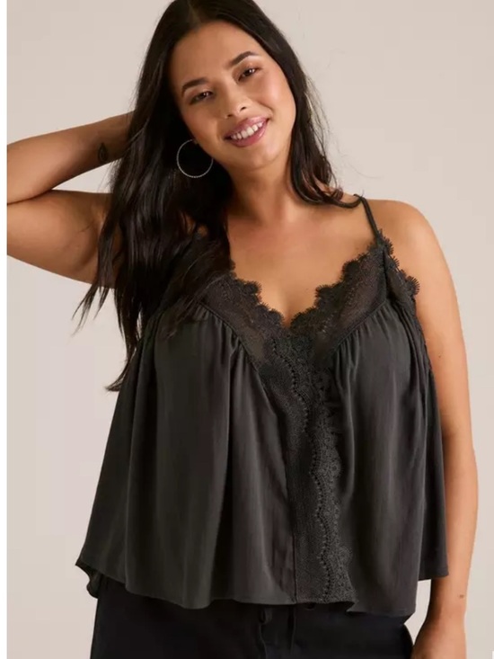 torrid Tops - NWT TORRID Festi Crochet Trim Tank Size 2